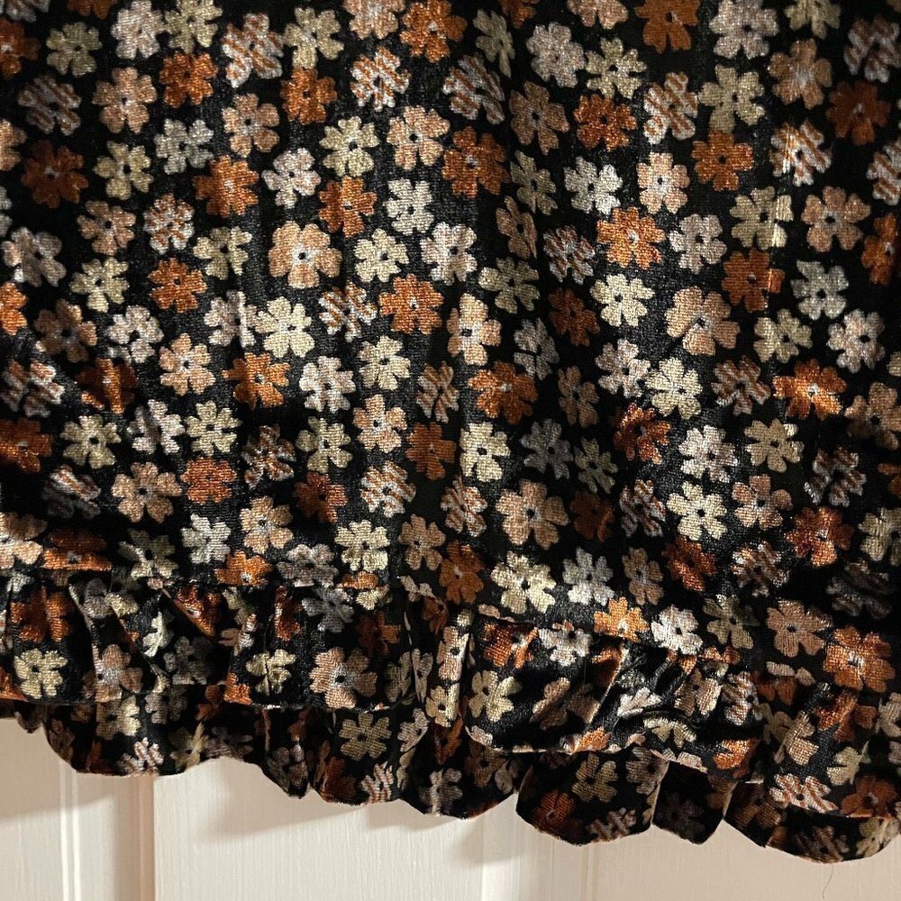 Madewell Velvet Tulip-Sleeve Ruffle Top in Petite Blooms - SMALL - Picture 4 of 10